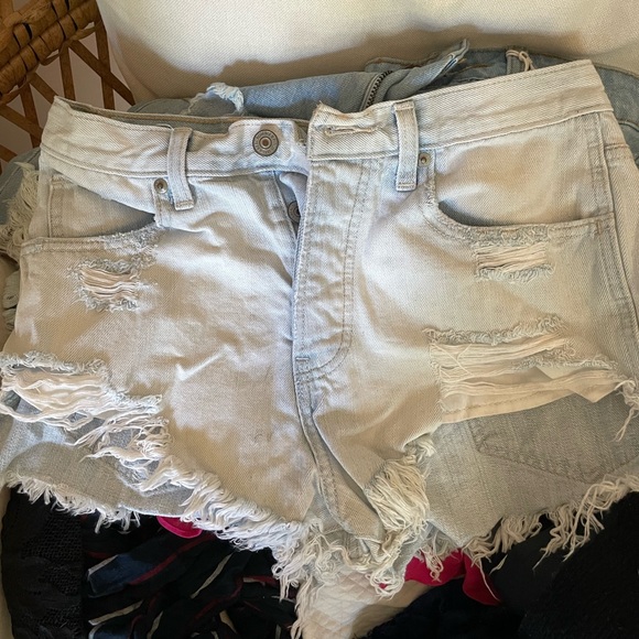 Abercrombie & Fitch Pants - Size 4 Abercrombie shorts